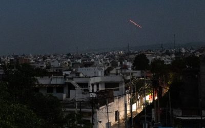 Un nuevo tipo de batalla para dos viejos enemigos