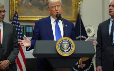 With No Real Policy, Trump Asks Drugmakers to Lower U.S. Prices